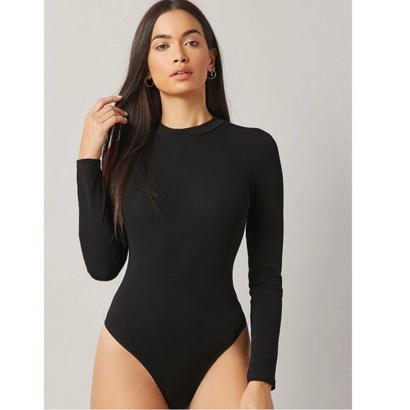 Black Elegant Bodysuit Backless Long Sleeves Round Neck - Picture 4 of 7